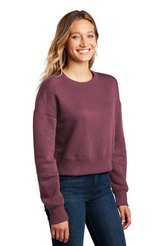 District Women's Perfect Weight Fleece Cropped Crew (Heathered Loganberry)