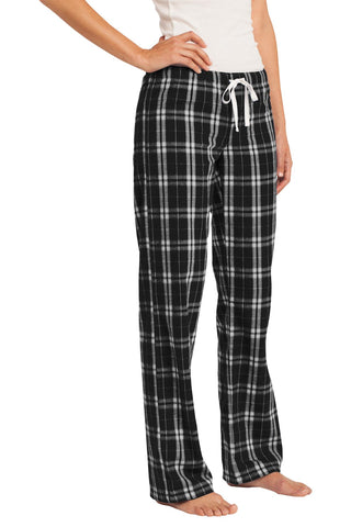 District Women's Flannel Plaid Pant (Black)
