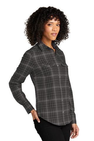 Port Authority Ladies Long Sleeve Ombre Plaid Shirt (Deep Black)