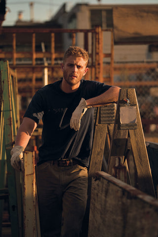 Volunteer Knitwear Chore Tee (Strong Navy)